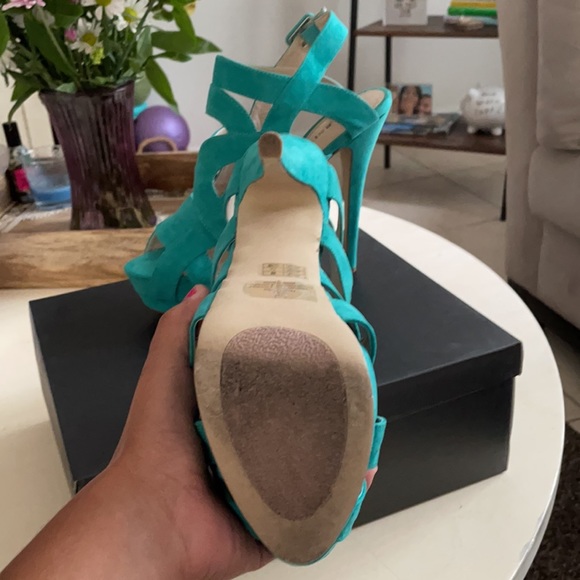 Seafoam Kena - Picture 4 of 5